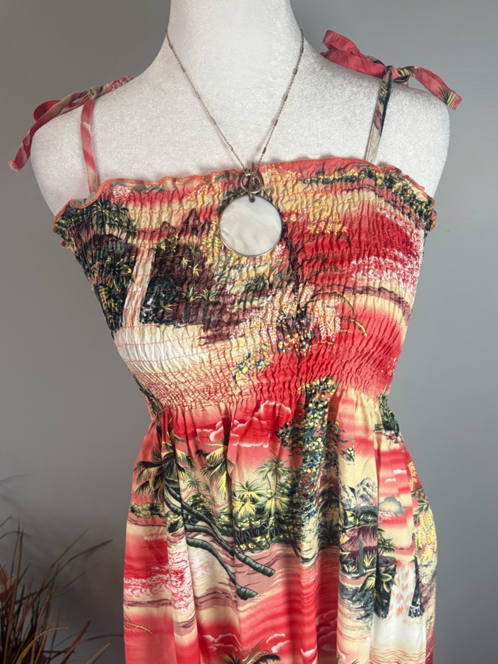 Vintage Hawaiian Dress Made in Hawaii Smocked Sundress Tropical Print Size M - Picture 5 of 10